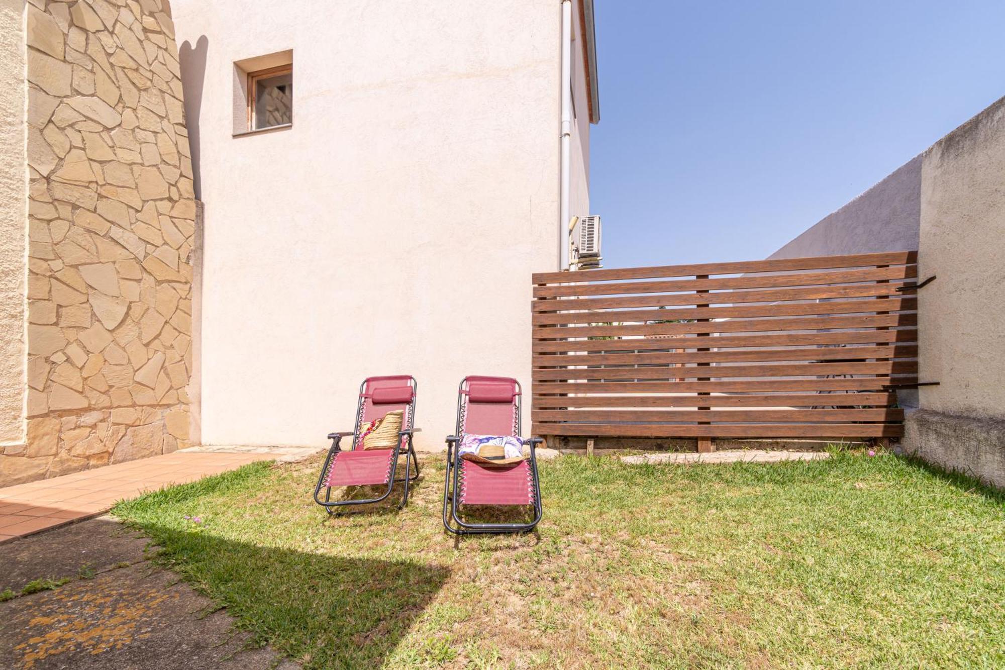 Apart-Rent Casa Con Jardin Pani 0081 เอมปูเรียบราบา ภายนอก รูปภาพ