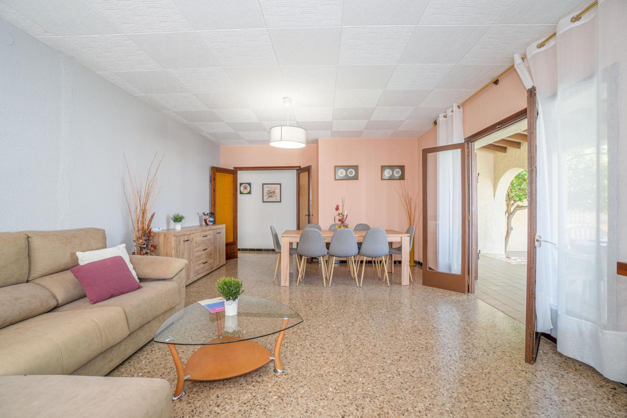 Apart-Rent Casa Con Jardin Pani 0081 เอมปูเรียบราบา ภายนอก รูปภาพ