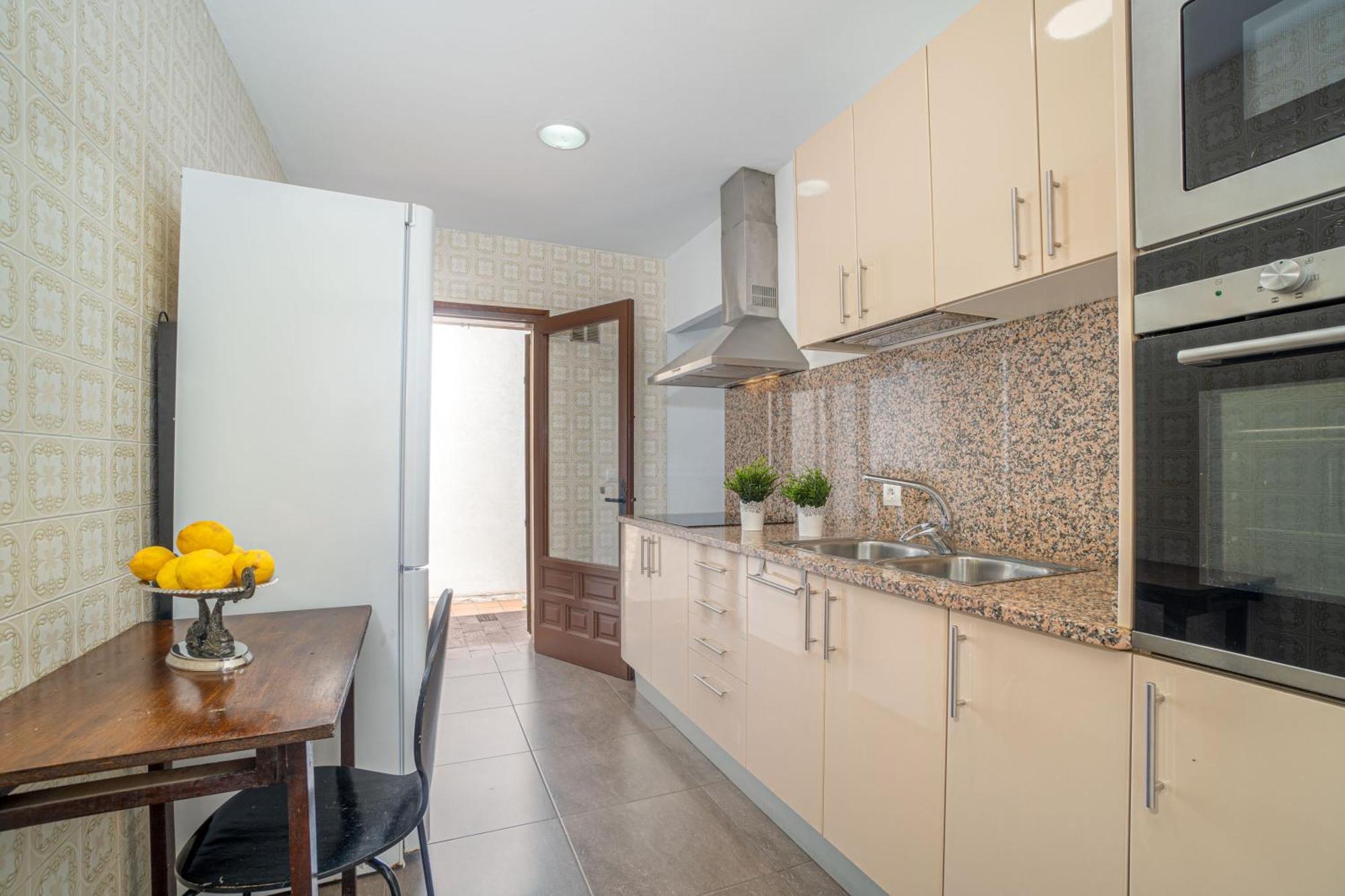 Apart-Rent Casa Con Jardin Pani 0081 เอมปูเรียบราบา ภายนอก รูปภาพ